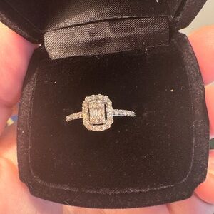 SOLD‼️K18 japan gold w/ diamond